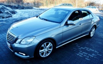 Mercedes Klasa E W212 Limuzyna 350 CDI BlueEFFICIENCY 231KM 2009 Mercedes-Benz Klasa E 4-Matic , Automat, Ledy, 3.0 Diesel 231KM, zdjęcie 17