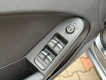 Audi A4 B8 Avant Facelifting 2.0 TDI 112g 136KM 2012 Audi A4 Avant 2.0 TDI 136 KM Manual Skóry Lifitng, zdjęcie 10