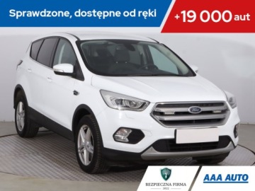 Ford Kuga II SUV Facelifting 2.0 TDCi 150KM 2018 Ford Kuga 2.0 TDCi, Serwis ASO, VAT 23%, Klima