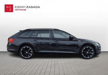 Skoda Superb III Kombi Plug-In Hybrid 1.4 TSI Plug-In-Hybrid 218KM 2021 Skoda Superb 1.4IV 218KM Plug-in Hybrid DSG SportlinePakiety Bezwypadek Al, zdjęcie 5