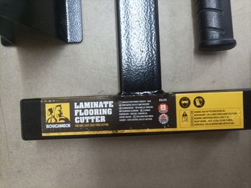 F33 Roughneck ROU36010 Нож для ламината