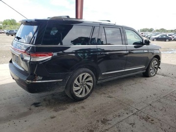 Lincoln Navigator III 2022 Lincoln Navigator L Reserve 2022 3.5l 3.5 Benzyna 440KM, zdjęcie 3