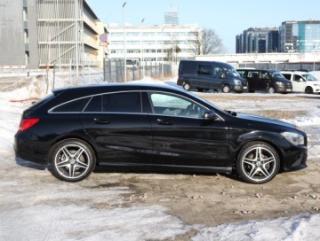 Mercedes CLA C117 Shooting Brake 1.6 200 156KM 2015 Mercedes CLA 200, Automat, Skóra, Xenon, Bi-Xenon, zdjęcie 5