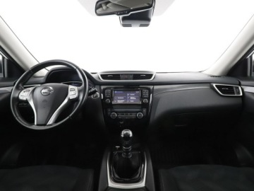 Nissan X-Trail III Terenowy 1.6 dCi 130KM 2016 Nissan X-Trail 1.6d 4x4 N-Connecta Panorama Klima, zdjęcie 14