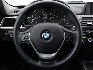 BMW Seria 3 G20-G21 Touring 2.0 320d 190KM 2019 BMW 3 320 d, 187 KM, Automat, Navi, Klima, zdjęcie 15