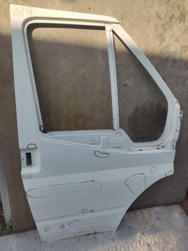 DVEŘE PRAVÝ PŘEDNÍ FORD TRANSIT 2004 119