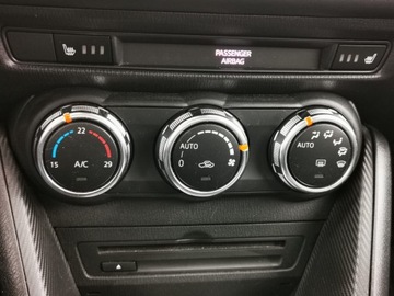 Mazda CX-3 Crossover 2.0 SKY-G 120KM 2017 MAZDA CX-3 Skyactiv, 2.0 120KM, Manual, Nawigacja, Podgrzewane fotele, zdjęcie 20