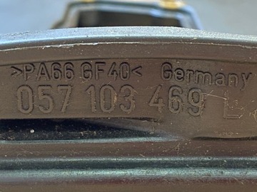 AUDI Q7 VW TOUAREG 4.2TDI KRYT VENTILU LEVÝ 057103469L