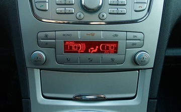 Ford S-Max I Van 2.0 i 16V 145KM 2009 Ford S-Max 2.0 Benzyna 145KM 7 Foteli Climatronic PDC Grzane fotele i szyba, zdjęcie 31