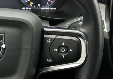 Volvo XC40 Crossover 1.5 T3 163KM 2021 Volvo XC 40 Momentum Pro, GPS, Kamera, Tempomat, Rozpoznawanie znakow,Bezw, zdjęcie 20