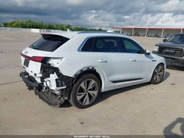 Audi Q8 2024 Audi Q8 e-tron Premium Plus Quattro 2024 Elektryczny 402KM, zdjęcie 5