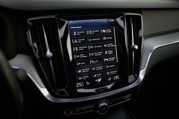 Volvo S60 III Sedan 2.0 T5 250KM 2019 R-DESIGN Z PAKIETEM HEICO__ 250KM __MEGA WYPOSAŻENIE, zdjęcie 34