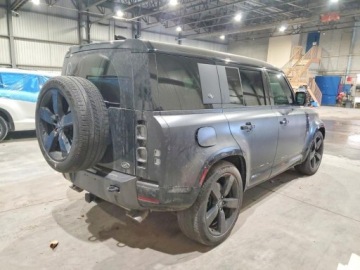 Land Rover Defender IV (L663) 2023 Land Rover Defender 2023r., 4x4, 5.0L 5.0 Benzyna 518KM, zdjęcie 3