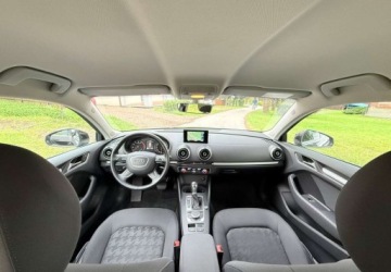 Audi A3 8V Hatchback 3d 1.2 TFSI 110KM 2015 Audi A3 Sportback Audi A3 Sportback 1.2 TFSI Attraction S tronic 1.2 110KM, zdjęcie 19