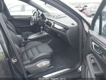 Porsche Macan 2021 Porsche Macan Turbo, 2021r., 4x4, 2.9L 2.9 Benzyna 434KM, zdjęcie 9