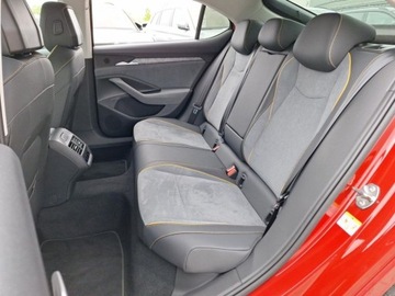 Skoda Superb III Liftback Facelifting 1.5 TSI 150KM 2024 Skoda Superb Selection 1,5 TSI m-HEV 150KM DSG , FV 23 1.5 Benzyna 150KM, zdjęcie 11