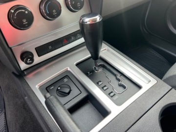 Dodge Nitro 2.8 CRD 177KM 2008 Dodge Nitro SXT 2.8 CRD 4x4 Automat Klimatyzacja Parktronic Tempomat Gwara, zdjęcie 8