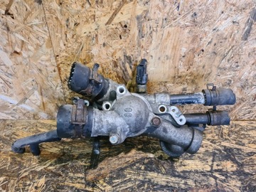 Корпус термостата KIA CARENS 2.0 16v G4KA