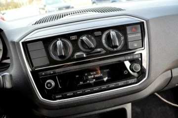 Volkswagen up! Hatchback 5d Facelifting 1.0 60KM 2017 Volkswagen Up! 1.0 60KM Klima El.Szyby Led, zdjęcie 13