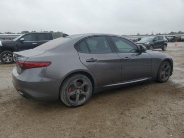Alfa Romeo Giulia II Sedan 2.0 TBi 280KM 2017 Alfa Romeo Giulia 2017., 2.0L Q4 2.0 Benzyna 280KM, zdjęcie 3
