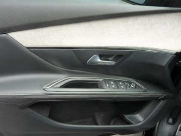 Peugeot 5008 II Crossover Facelifting 1.5 BlueHDi 130KM 2022 Peugeot 5008 GT*BLACK EDITION*1.5 Hdi, zdjęcie 33