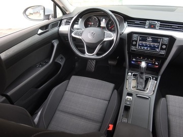 Volkswagen Passat B8 Variant Facelifting 2.0 TDI SCR 150KM 2021 VW Passat 2.0 TDI, Salon Polska, 1. Właściciel, zdjęcie 6