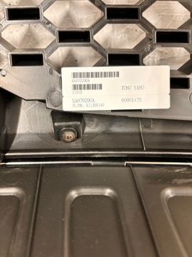 KIA SORENTO 2009-2012 MŘÍŽKA MASKA VSTUPU VZDUCHU KA07020GA