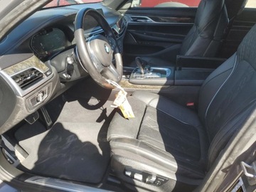 BMW Seria 7 G11-G12 2021 BMW Seria 7 750 XI 2021 4.4l 4.4 Benzyna 523KM, zdjęcie 7