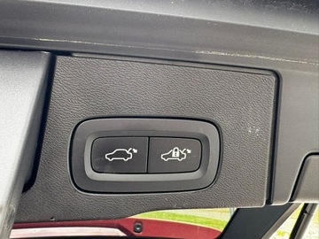 Volvo XC60 II Crossover Facelifting 2.0d B4 197KM 2022 Volvo XC 60 Inscription lift, zdjęcie 14