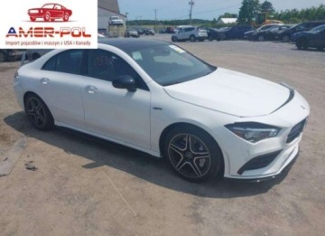 Mercedes CLA C118/X118 2022 Mercedes-Benz CLA 35 AMG 4Matic 2022 2.0l 2.0 Benzyna 302KM