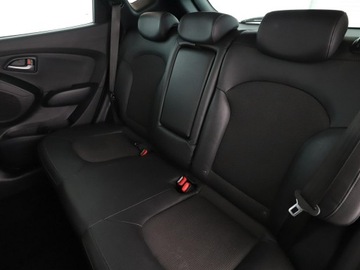 Hyundai ix35 SUV Facelifting 1.7 CRDi 115KM 2015 Hyundai ix35 1.7 CRDi Comfort Klimatronik Tempomat, zdjęcie 16