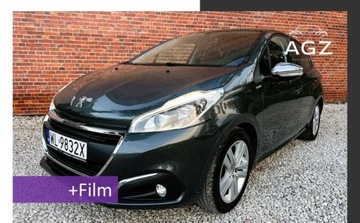 Peugeot 208 I Hatchback 5d Facelifting 1.2 PureTech 82KM 2017 Peugeot 208 Nawigacja Niski Przebieg Alu Gwarancja w cenie Warszawa VRVD