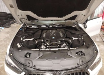 BMW Seria 8 II M Coupe 4.4 M850i 530KM 2022 BMW Seria 8 2022r., M850i Gran Coupe Xdrive, 4.4L, od ubezpieczalni 4.4, zdjęcie 17