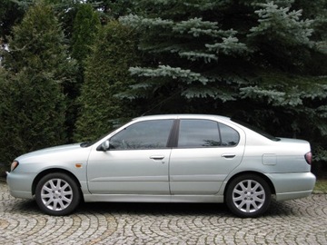 Nissan Primera II 2001 Nissan Primera Sedan Benzyna 174 tys km, zdjęcie 2