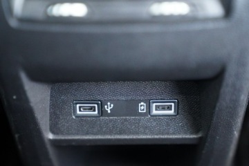 Peugeot 308 III SW Plug-In 1.6 Hybrid 225KM 2023 Peugeot 308 GT LINE blis SKORA nawi FULL LED kame, zdjęcie 27