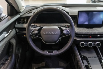 Skoda Superb III Liftback Facelifting 1.5 TSI 150KM 2025 Škoda Superb Skoda Superb Edition 130 1.5 TSI 150, zdjęcie 15