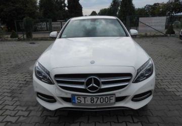 Mercedes Klasa C W205 Limuzyna 180 156KM 2014 Mercedes-Benz Klasa C Mercedes-Benz Klasa C W205 1.6 benzyna 157 KM I WLAS, zdjęcie 1