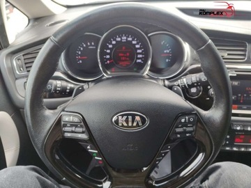 Kia Ceed II Kombi 1.6 CRDi 128KM 2014 Kia Ceed 1.6 CRDI 128KM Automat Xenon Navi Kamera Cofania 1.6 Diesel 128KM, zdjęcie 17