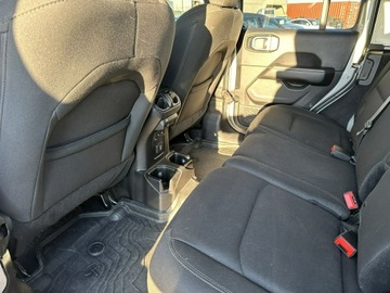 Jeep Wrangler IV Sport 4d Seria 5  2.0 GME Turbo  272KM 2019 Jeep Wrangler Sahara 2.0T 272KM 4x4 2019r. Hardtop, zdjęcie 25