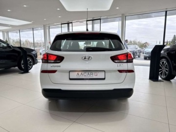 Hyundai i30 III Wagon 1.4 MPi 100KM 2019 Hyundai i30 Select Asystent hamowania Lane Assist Bluetooth FV23, zdjęcie 2