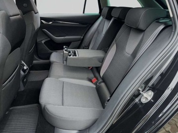 Skoda Octavia IV Liftback 1.5 TSI EVO 150KM 2024 Skoda Octavia 1.5eTSI 150KM Selection SerwisASO SalonPL Virtual Tempo Led, zdjęcie 9