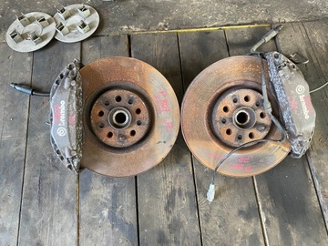 Peugeot 807 Zwrotnica zaciski BREMBO DUŻE 3.0 V6 komplet