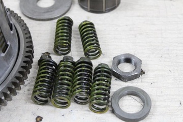 YAMAHA FZS600 FAZER RJ025 ДИСК СЦЕПЛЕНИЯ + КОРЗИНА