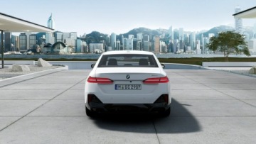 BMW Seria 5 G90-91 2026 BMW 520 Sedan - Edycja Bizens!, zdjęcie 5