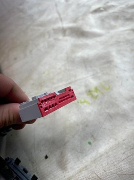 JEEP CHEROKEE- LOKETNÍ OPĚRKA TUNEL CENTRÁLNÍ USA