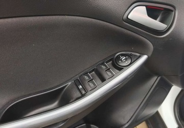 Ford Focus III Kombi 1.0 EcoBoost 100KM 2013 Ford Focus Ford Focus 1.0 EcoBoost Titanium Benzyna 100KM, zdjęcie 9