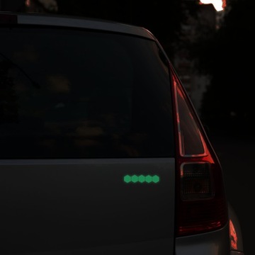 Светоотражающие наклейки HEXAGON для велосипедов, шлемов и автомобилей.