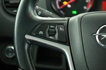 Opel Meriva II Mikrovan Facelifting 1.4 Twinport ECOTEC 100KM 2015 Opel Meriva 1.4 i, Klima, Klimatronic, Tempomat, zdjęcie 15