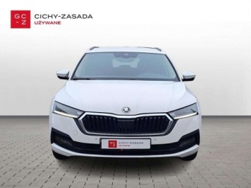 Skoda Octavia IV Liftback 2.0 TDI 150KM 2022 Skoda Octavia serwis ASO 2.0TDI 150KM bezwypadkowy pakiety virtual asysten, zdjęcie 7