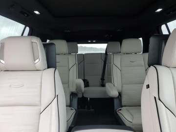 Cadillac Escalade III 2023 Cadillac Escalade ESV Sport 2023 6.2L 6.2 Benzyna 420KM, zdjęcie 10